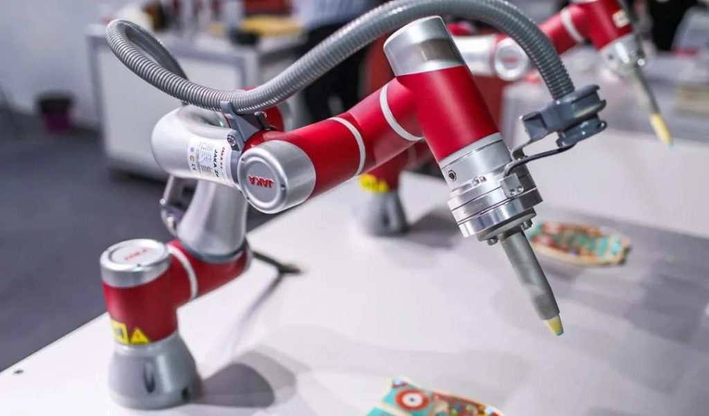 Robotic welding arm used for precision production work